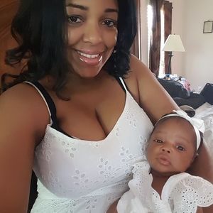 Meet your Posher, Stephanie